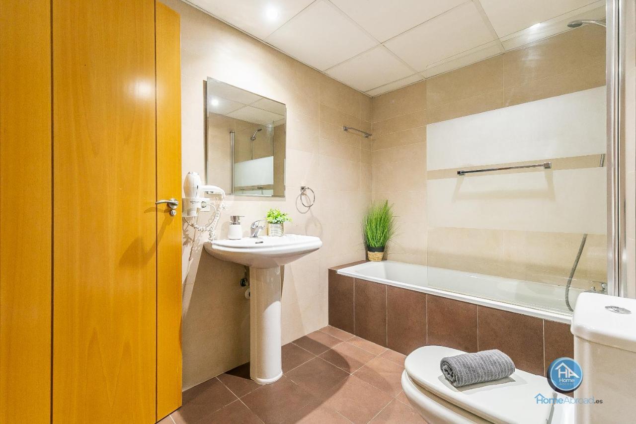 Malaga Boutique Stay - Carlos Haya Area With Parking מראה חיצוני תמונה